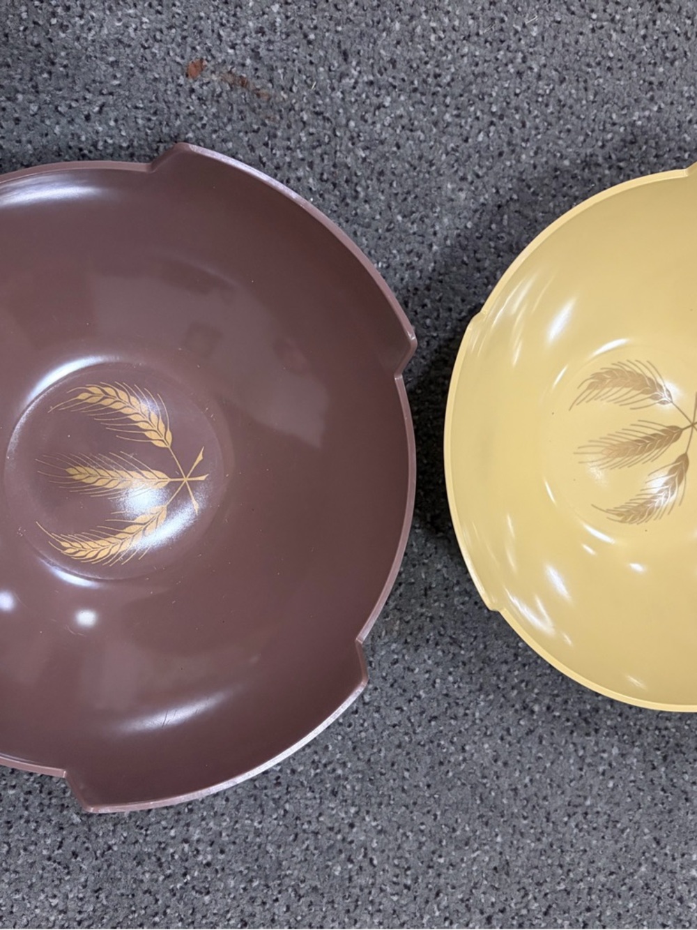 Vintage Wheat Motif Melamine Bowls - Brown & Yellow